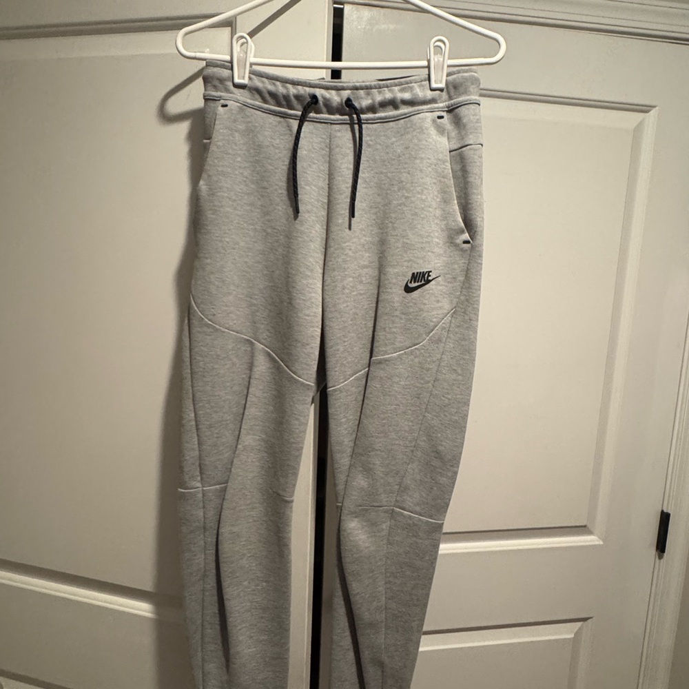 Nike tech fleece Gray Sweatpants